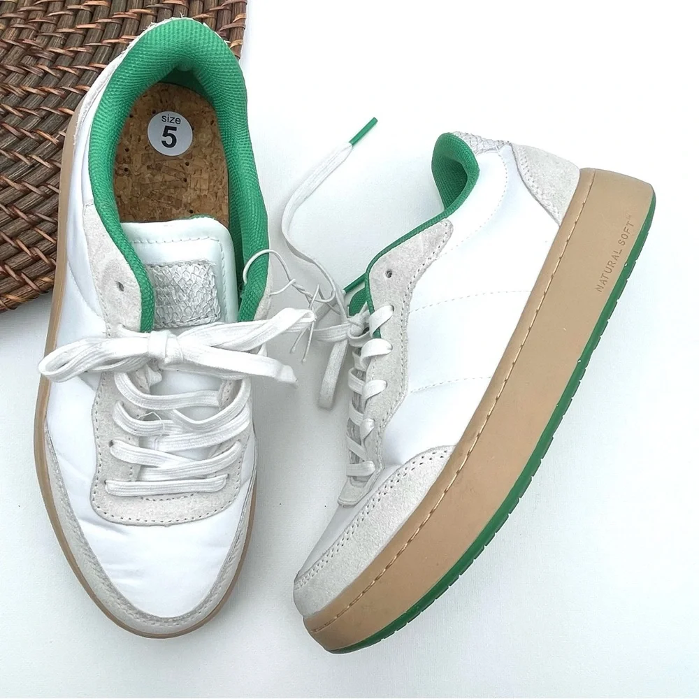White & Green Women’s Casual Sneakers